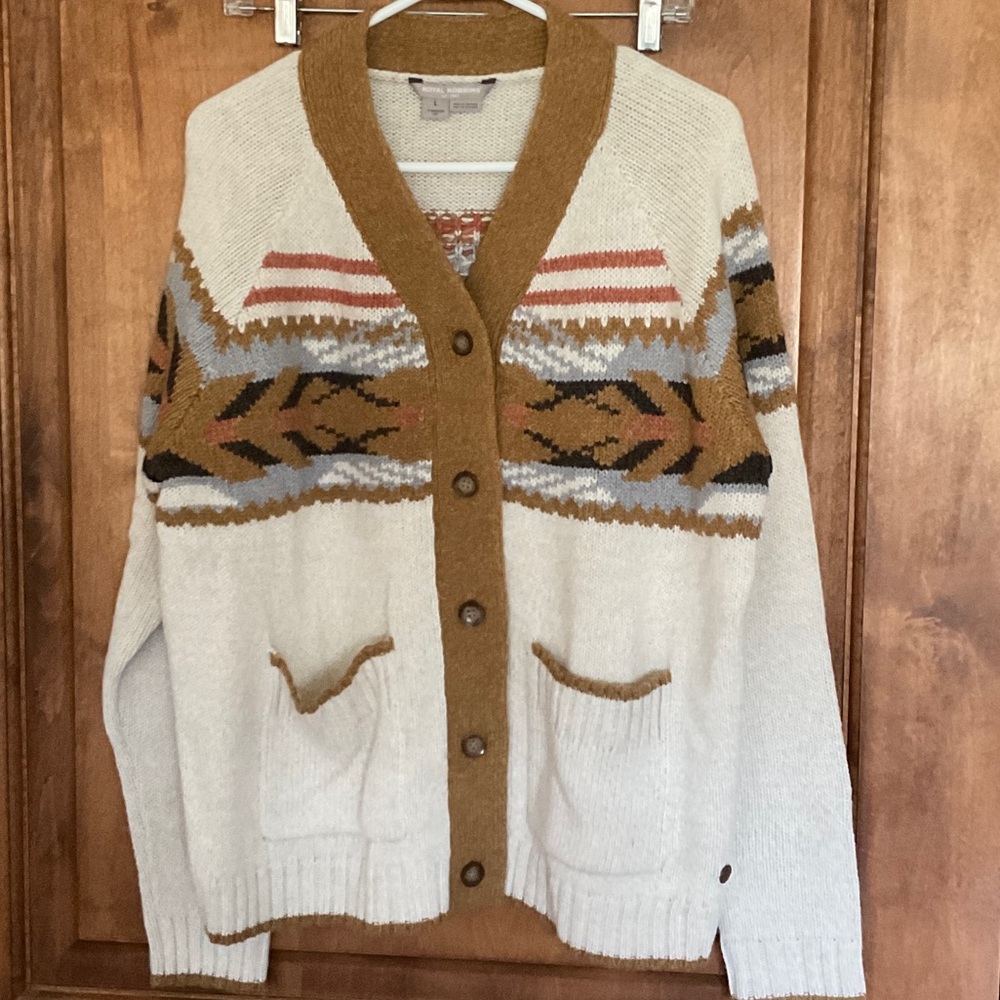Royal Robbins Button-up cardigan sweater.  Size L.  NWOT.